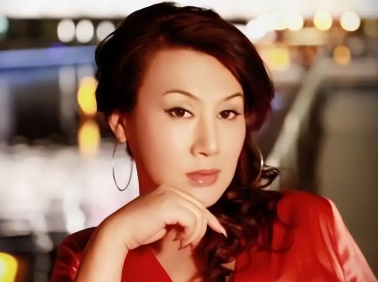 “你为什么不碰我？”1998 年，安徽 23 岁的小伙子结婚了，却拒绝和新娘洞房