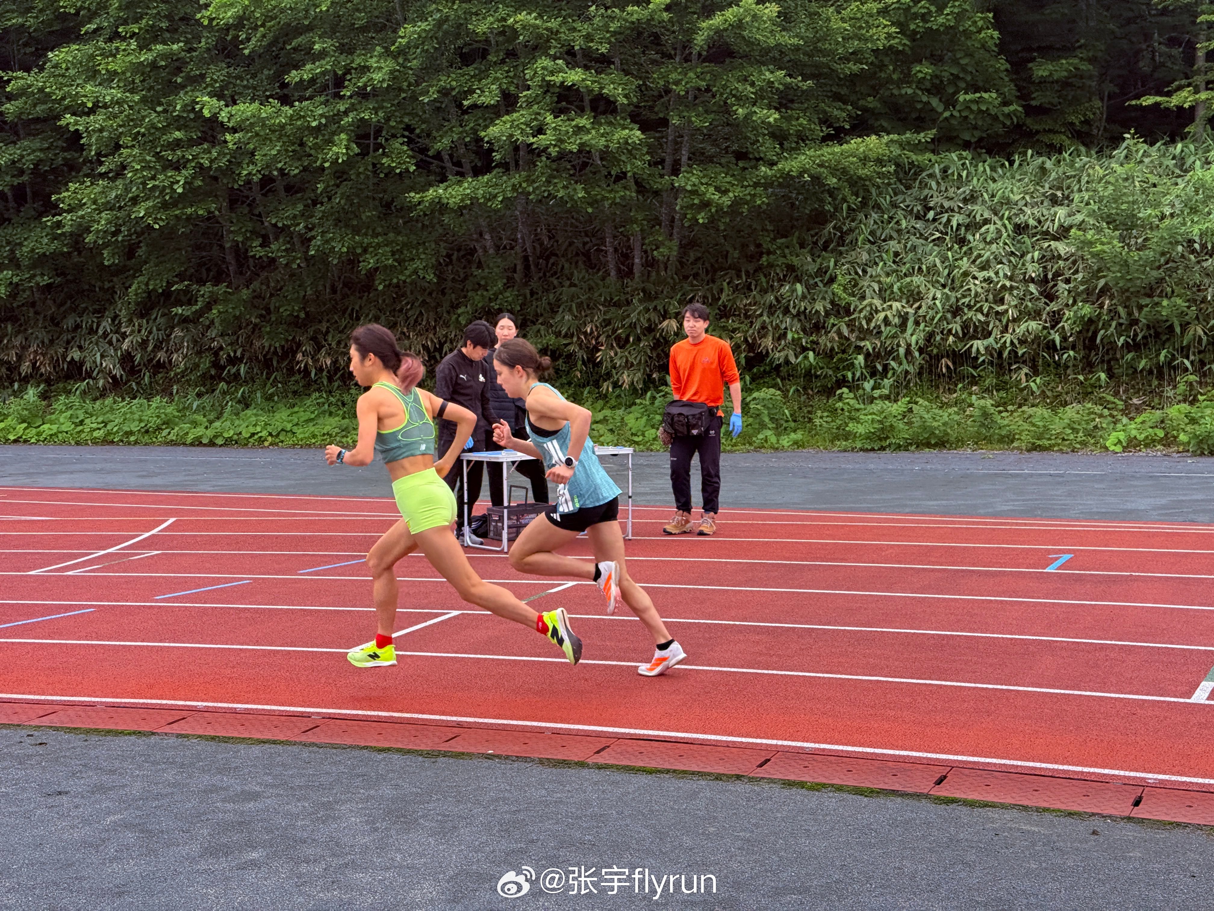 大魔王和朱瑛里合训中田中希实朱瑛里跑者日常跑步
