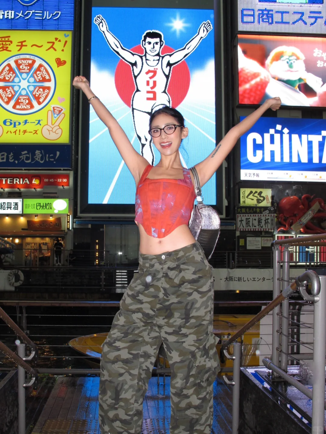 Osaka🇯🇵没有人在心斋桥不做出这个动作！