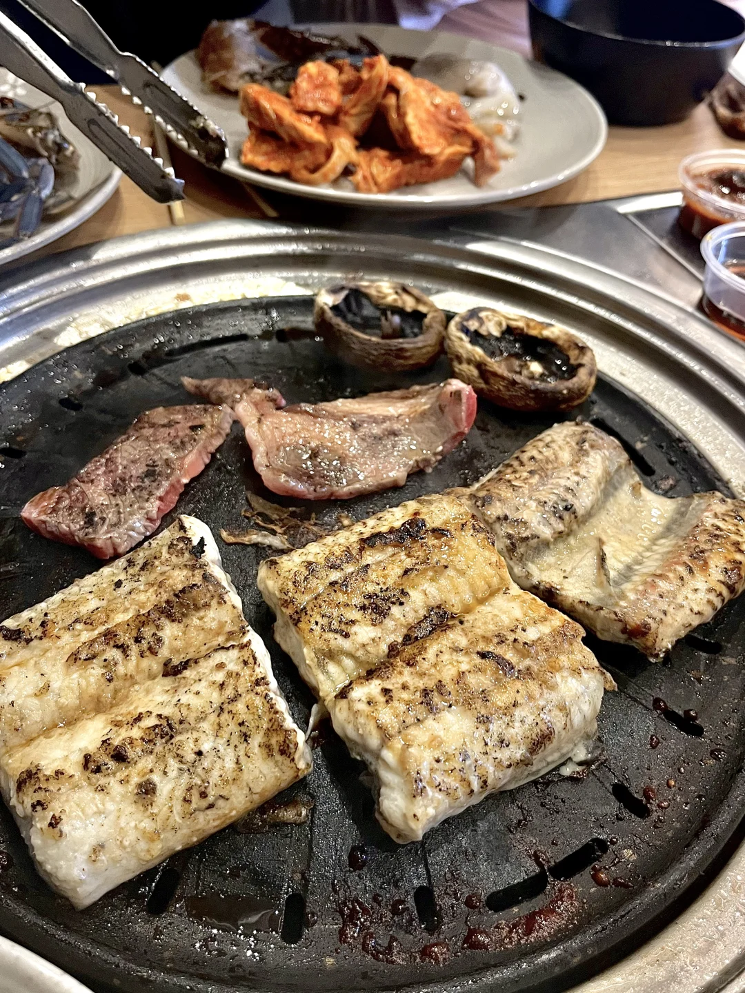 墨尔本boxhill自助烤肉店居然有烤鳗鱼❗️