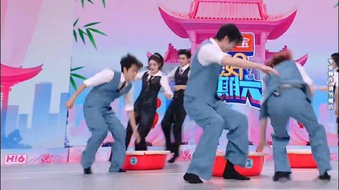你好星期六这周5连更你好星期六这周《你好星期六》5 连更，快乐不打烊！何炅带队，
