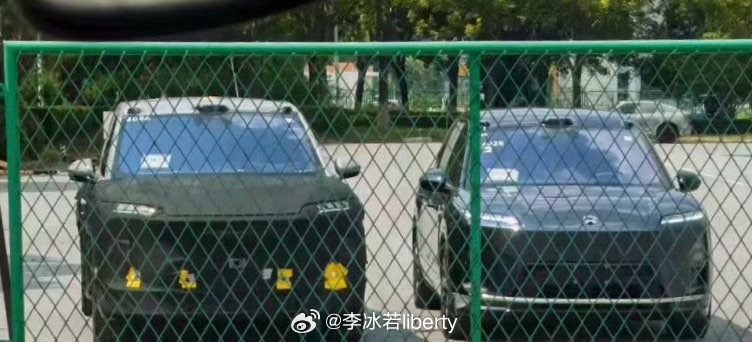 蔚来全新旗舰SUV最新路透来了这就是之前官方剧透比ES8定位给高的旗舰尺寸上大了