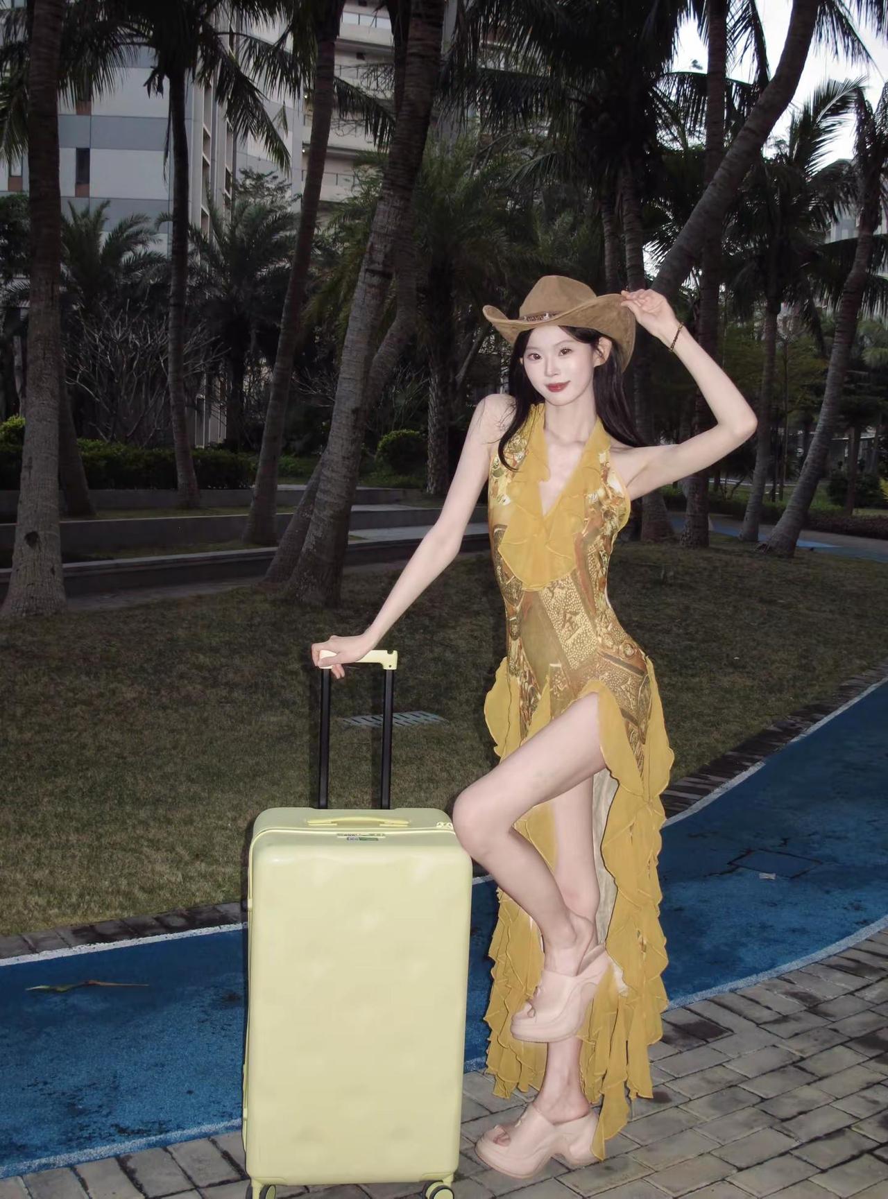 牛仔很忙不莱玫大容量行李箱 少女感夏日ootd