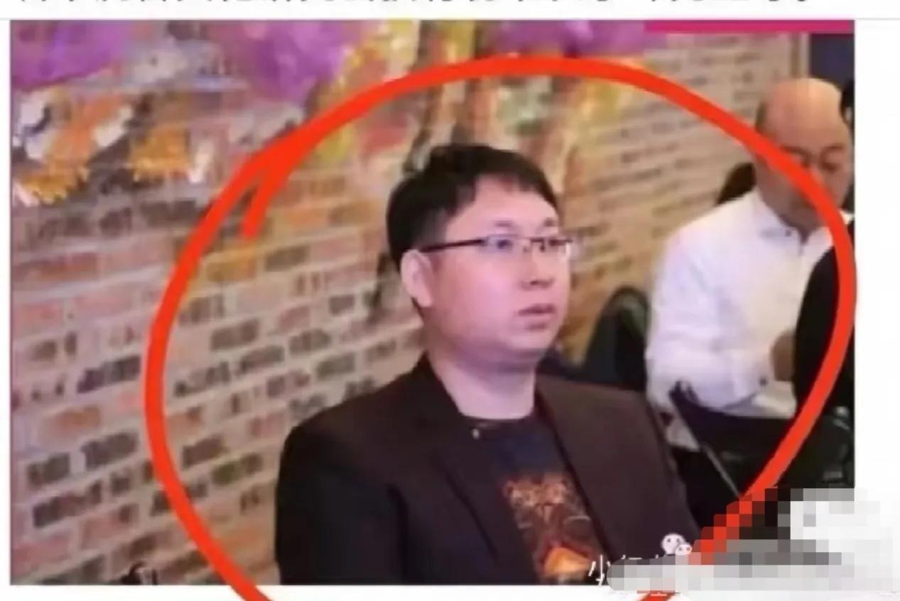 啊没看错吧？这不是黄杨钿甜爸爸吗！
其父说，自己是2010年下半年考公，然后20