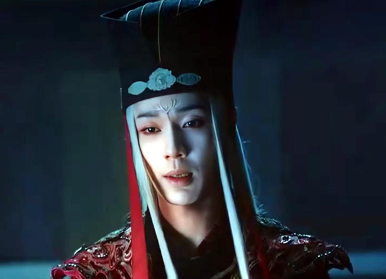 《暗河传》：慕词陵去哪了？

慕词陵是慕家武功最强之人，因为偷学了阎魔掌被苏家、