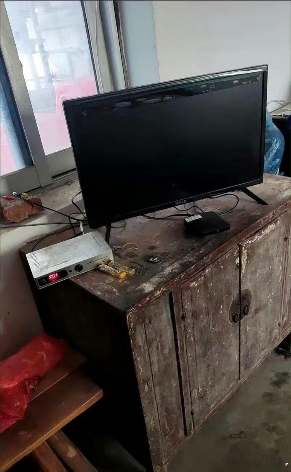 拼多多是一群人的精致生活！！ ​​​