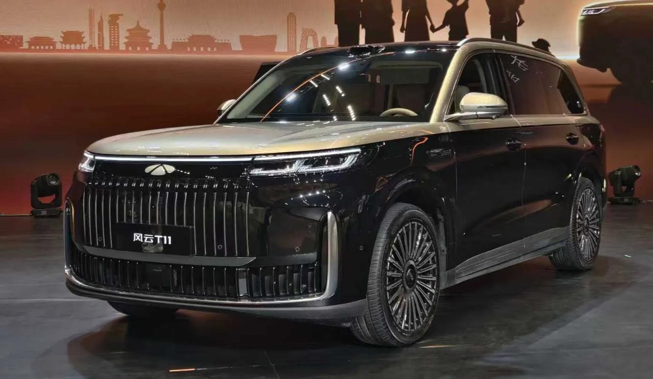 17.99万起抄底大六座SUV！风云T11上市，配置拉满还送重磅权益
 
10月