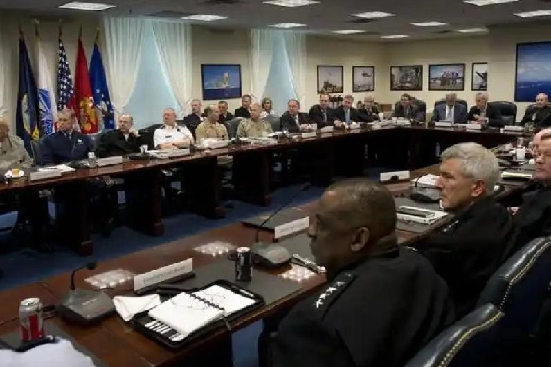 港媒:新年开篇很糟糕，绝非美国荣光，而是“美利坚和平时代”终结的开端！

1月7