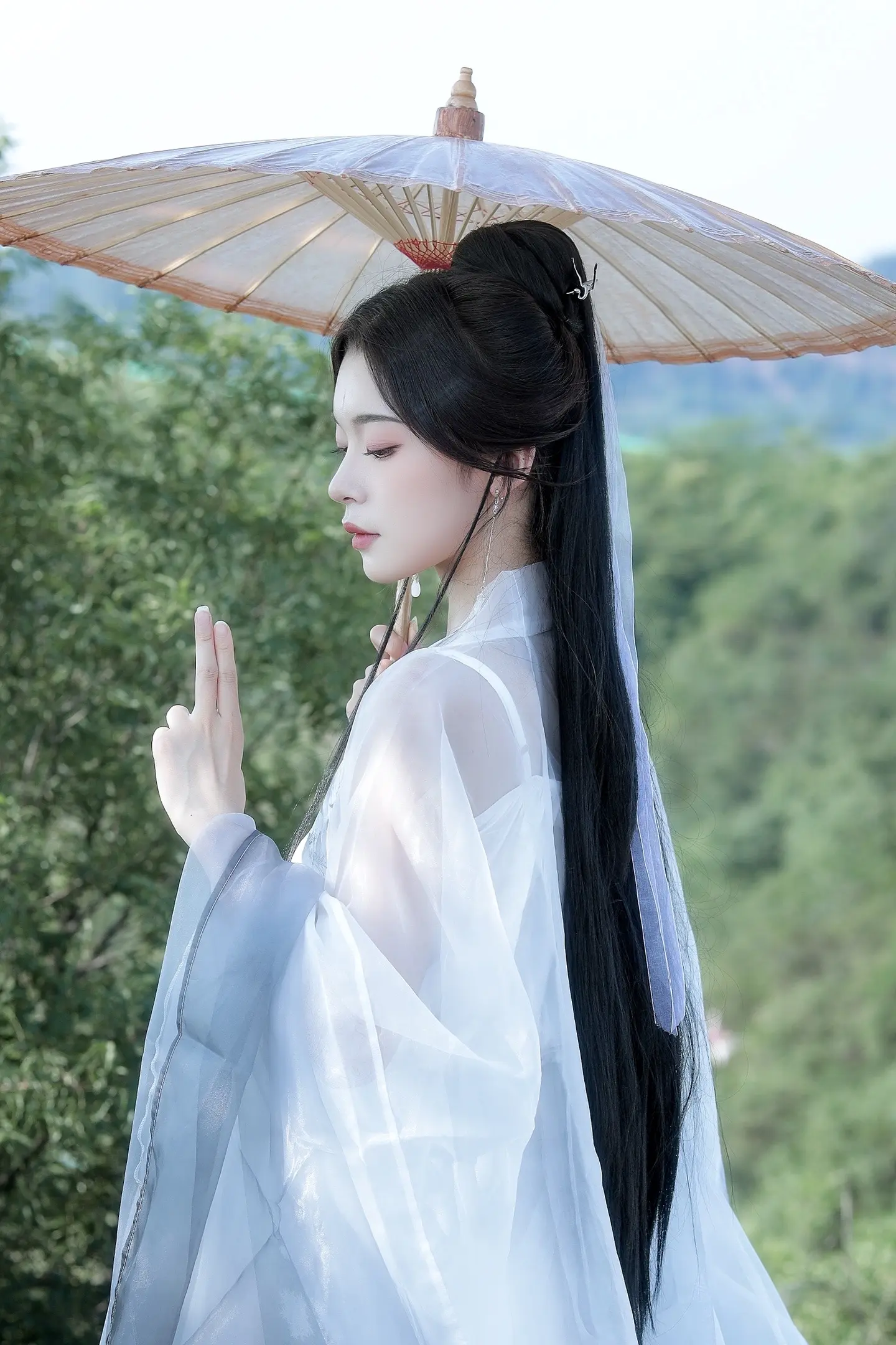 “大道无情，师妹。”