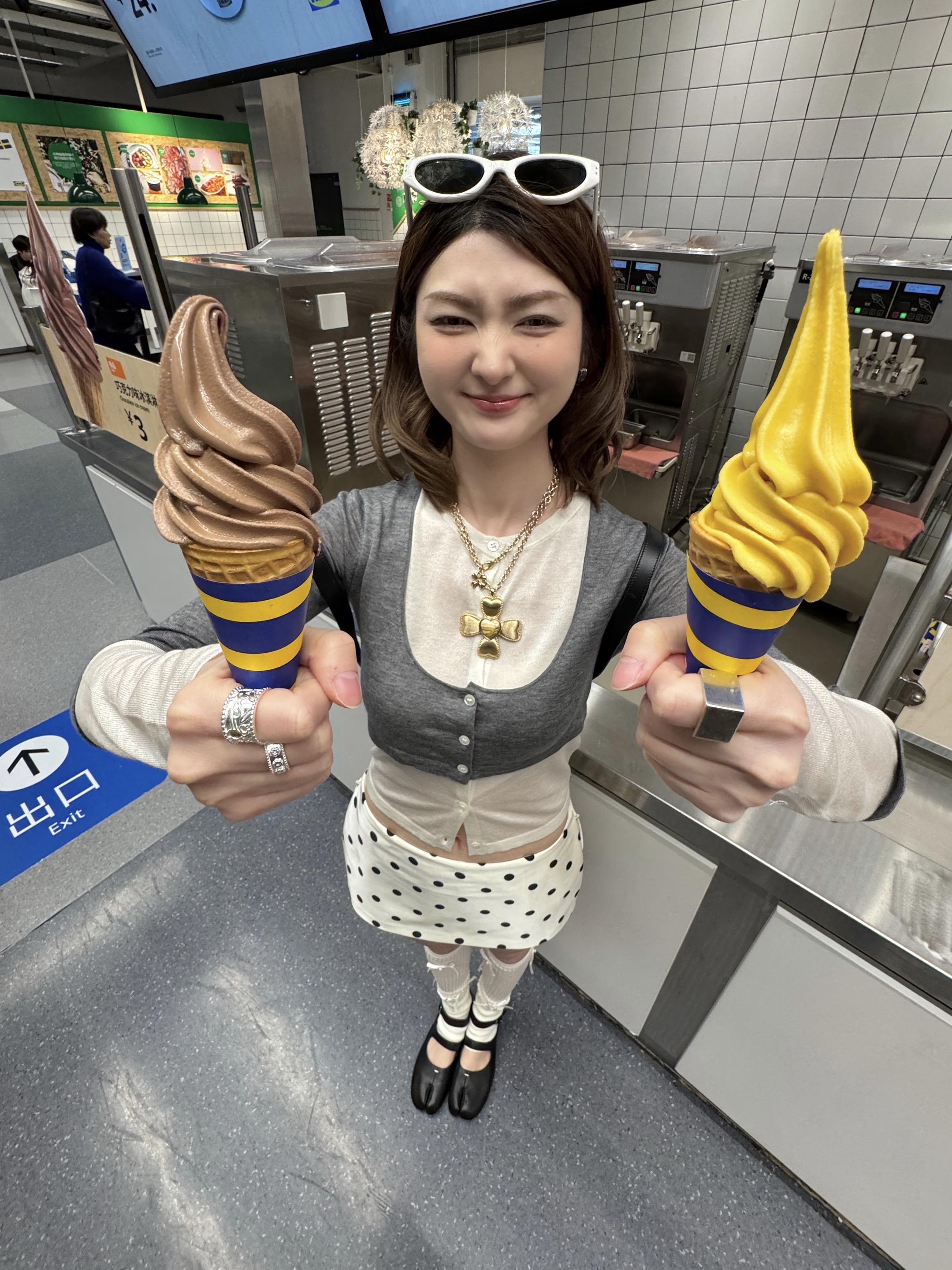 存一些古灵精怪的拍照姿势～