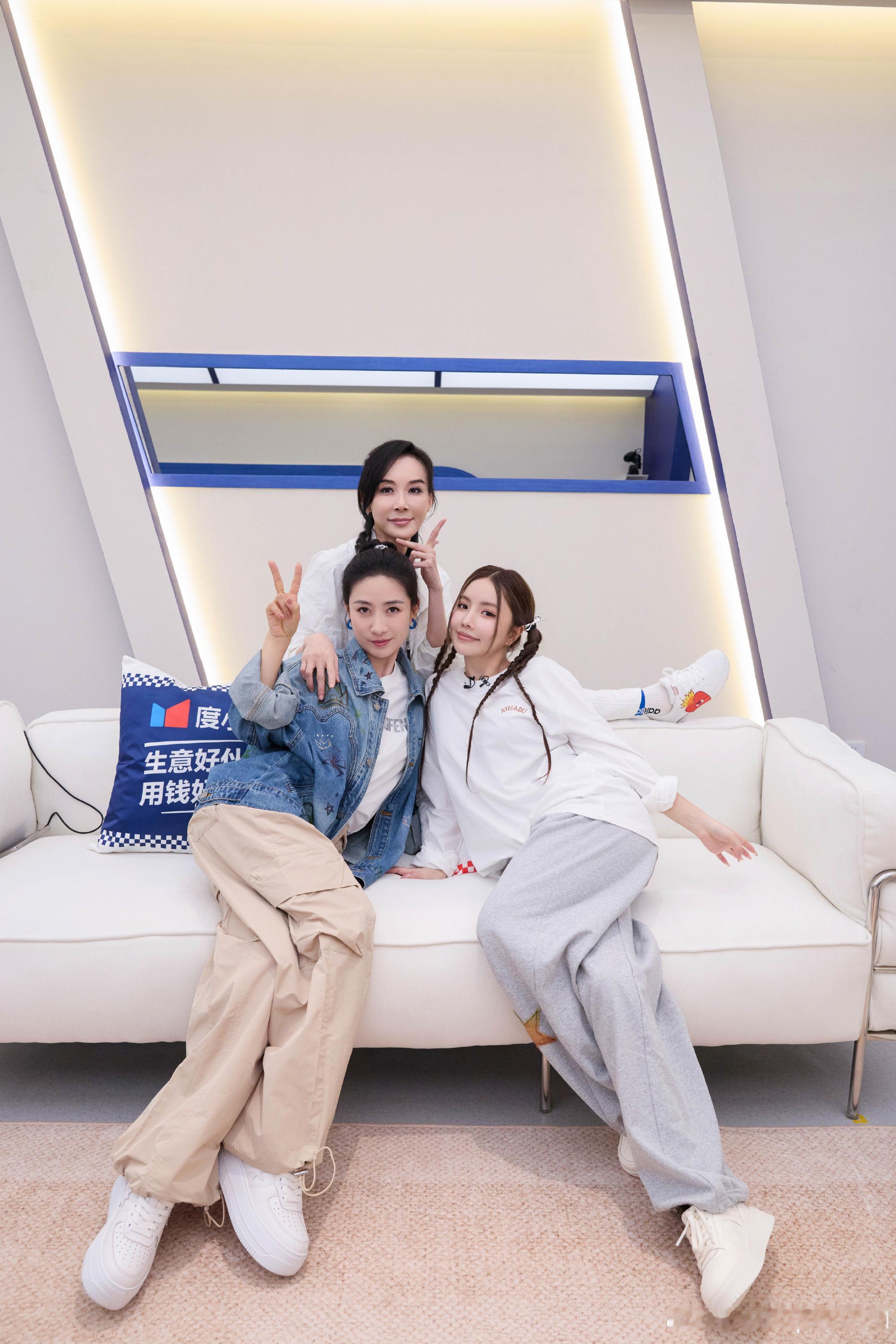 【萧蔷家世】萧蔷爷爷是抗日名将  “不要在别人面前随意掉眼泪。”“我们的情谊是一