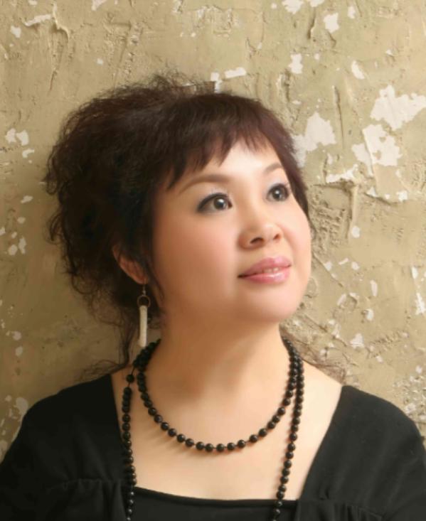 1995年，程前妻子王越发现，丈夫与一个漂亮姑娘有染，规劝不成后愤而离婚，200