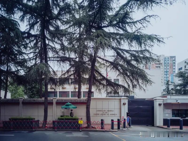 中国使馆登记在日公民，日本为何慌了？真相很实在
 
12月11日，中国驻日使馆启