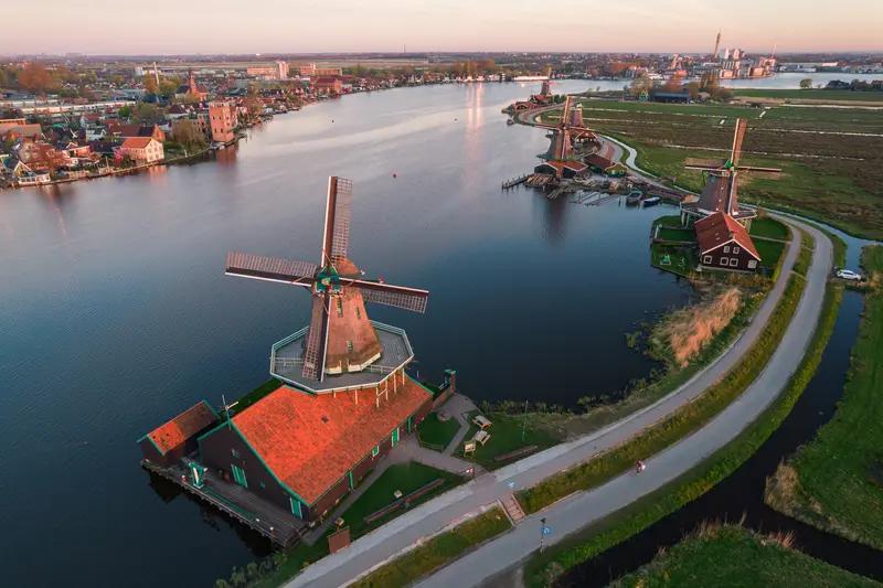 荷兰将寻求与中方会面，商讨解决安世半导体当前陷入的“僵局”！荷兰这个国家毫无契约