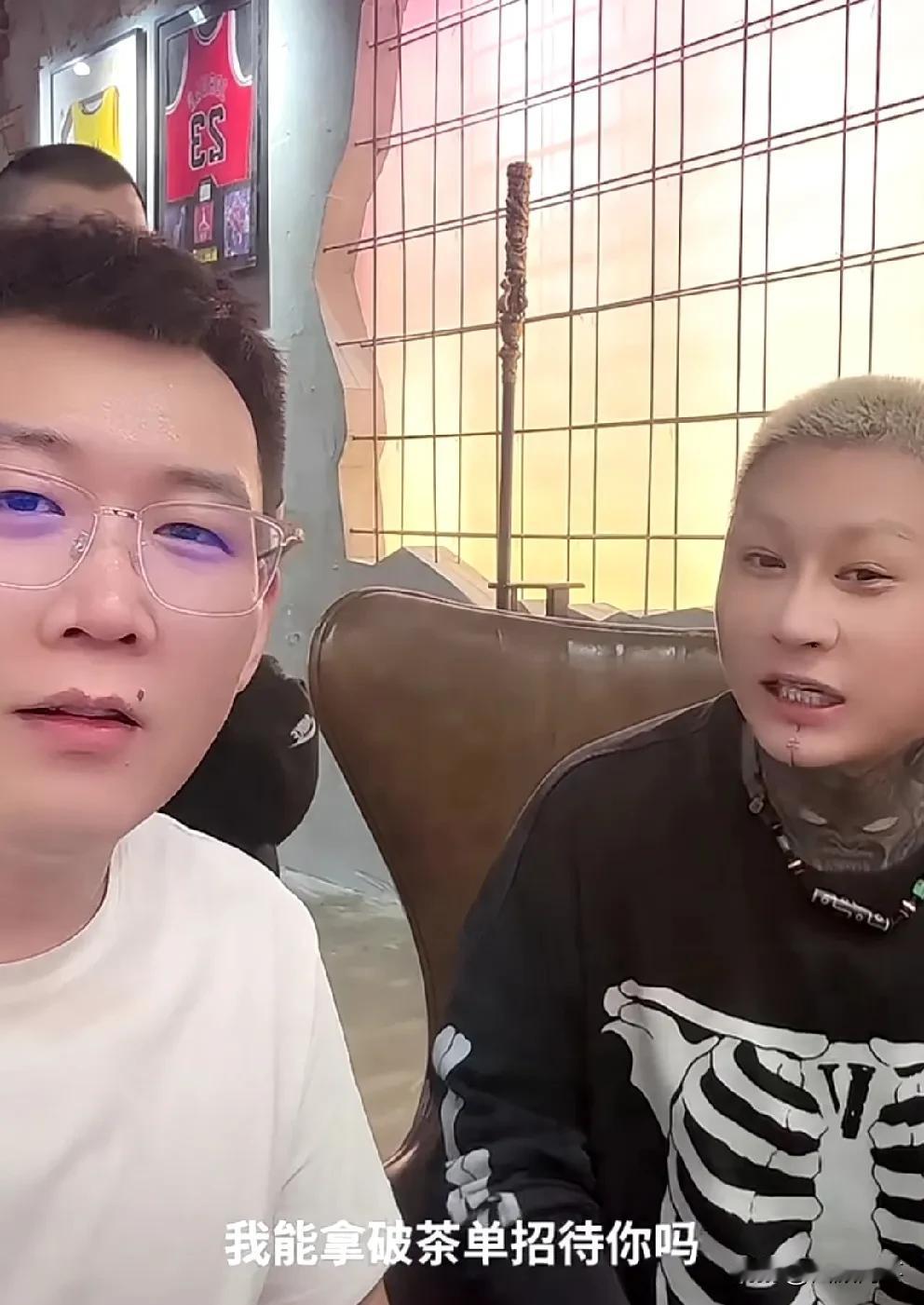小白龙正式签约“丈门”，f/z立誓动用一切资源捧出最牛户外！

        
