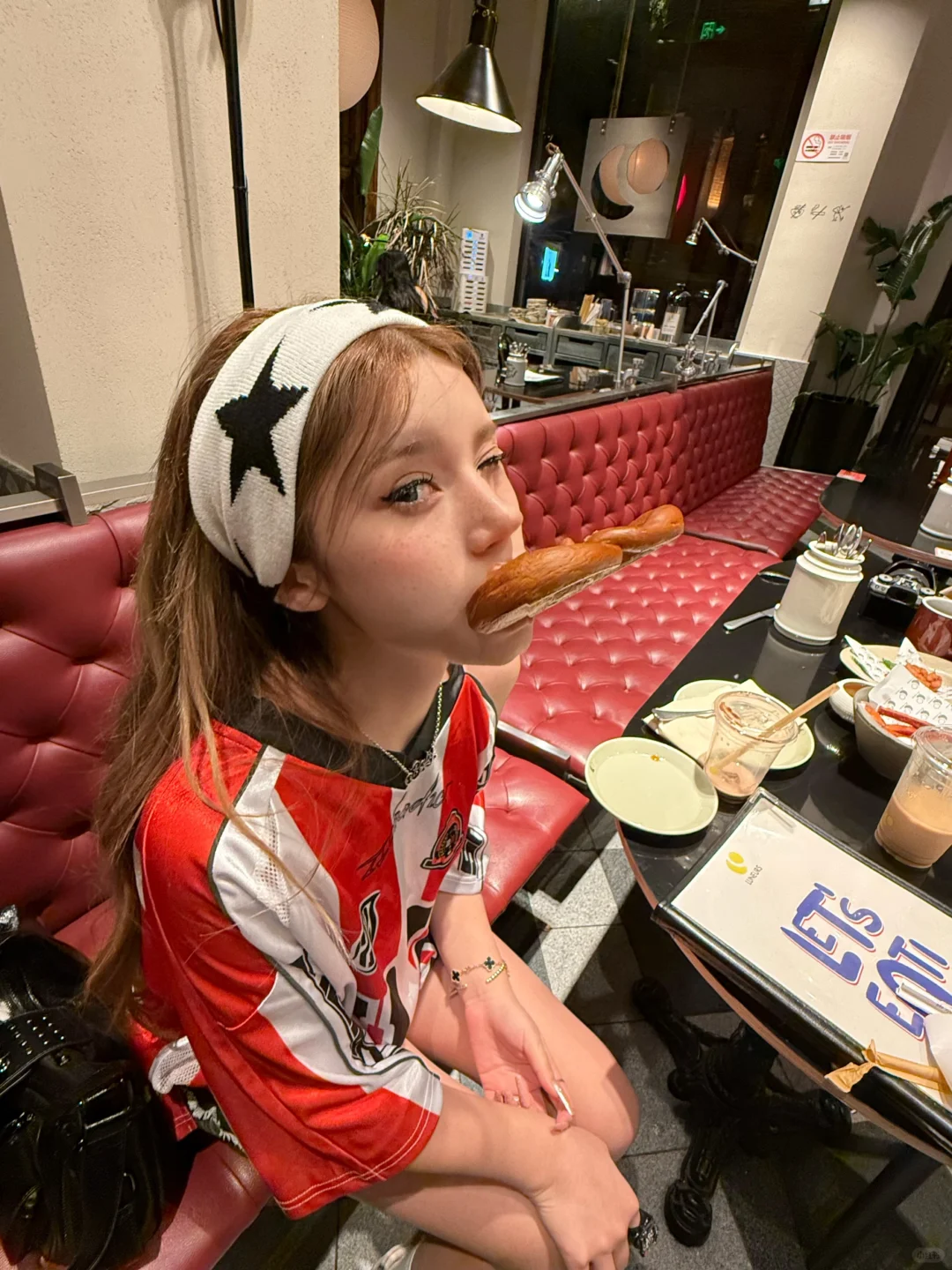 𝑫𝒂𝒓𝒆  𝒕𝒐  𝒃𝒆 𝒅𝒊𝒇𝒇𝒆𝒓𝒆𝒏𝒕