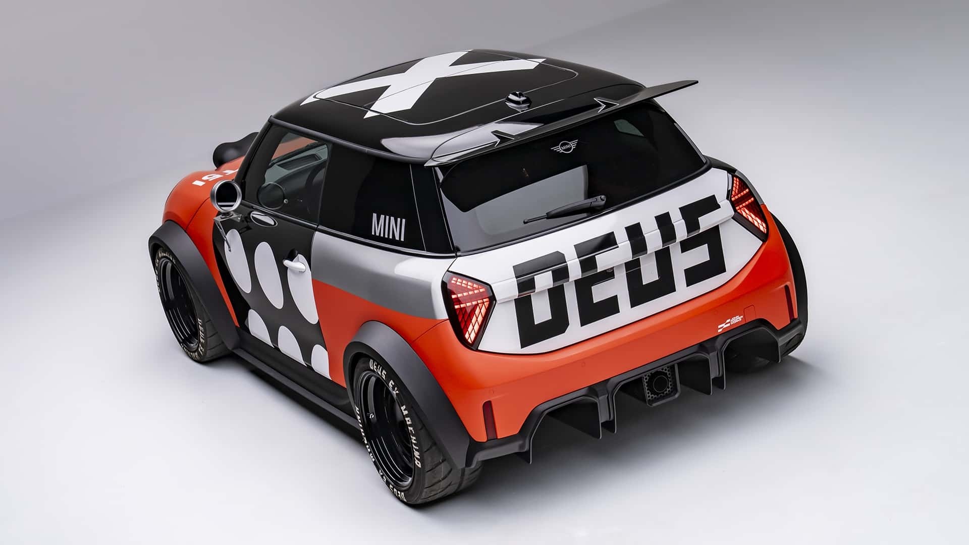 MINI JCW de Deus Ex Machina -The Skeg ​​