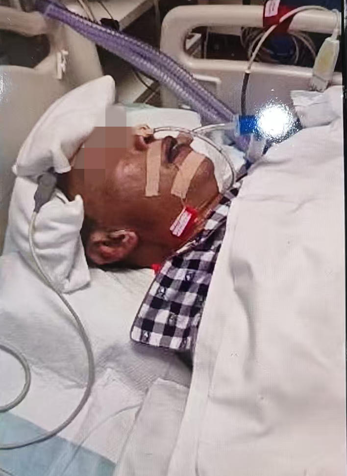 #2男子在婚宴疑将燃料当白酒喝中毒#【疑将燃料当白酒喝下，两男子参加婚宴后中毒，