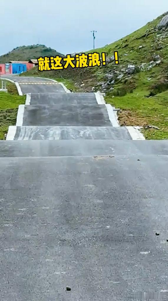 上汽奥迪E5 Sportback近期在佰骏山脊赛道创下了50万元以内车型的最快圈