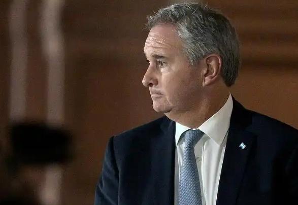 这次阿根廷是真的动真格了，4月24号，阿根廷外长巴勃罗·基尔诺，直接在社交平台上