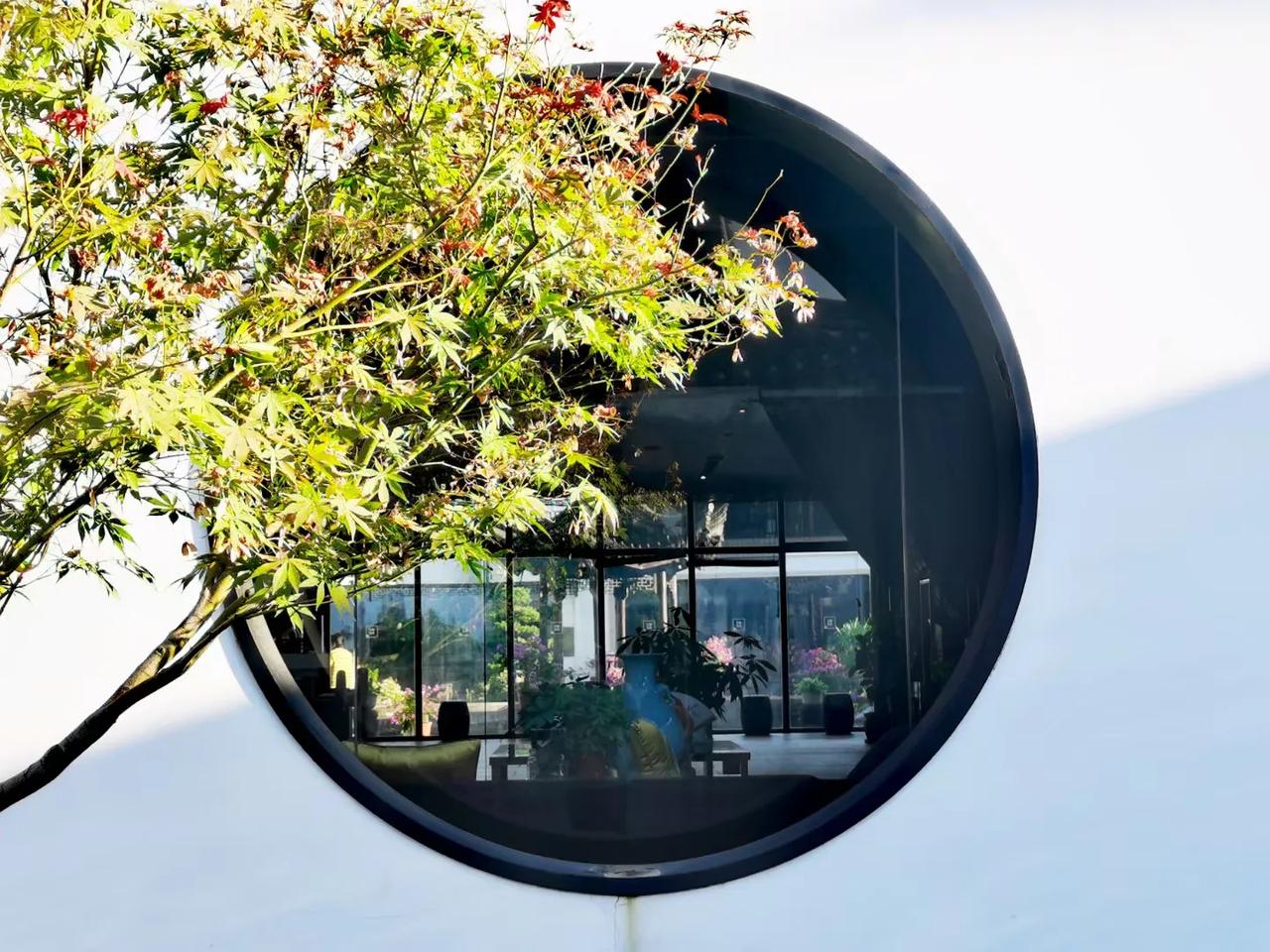 水亭门衢府官邸
水亭门衢府官邸是一处融合了历史文化与现代服务的高端官邸酒店，位于