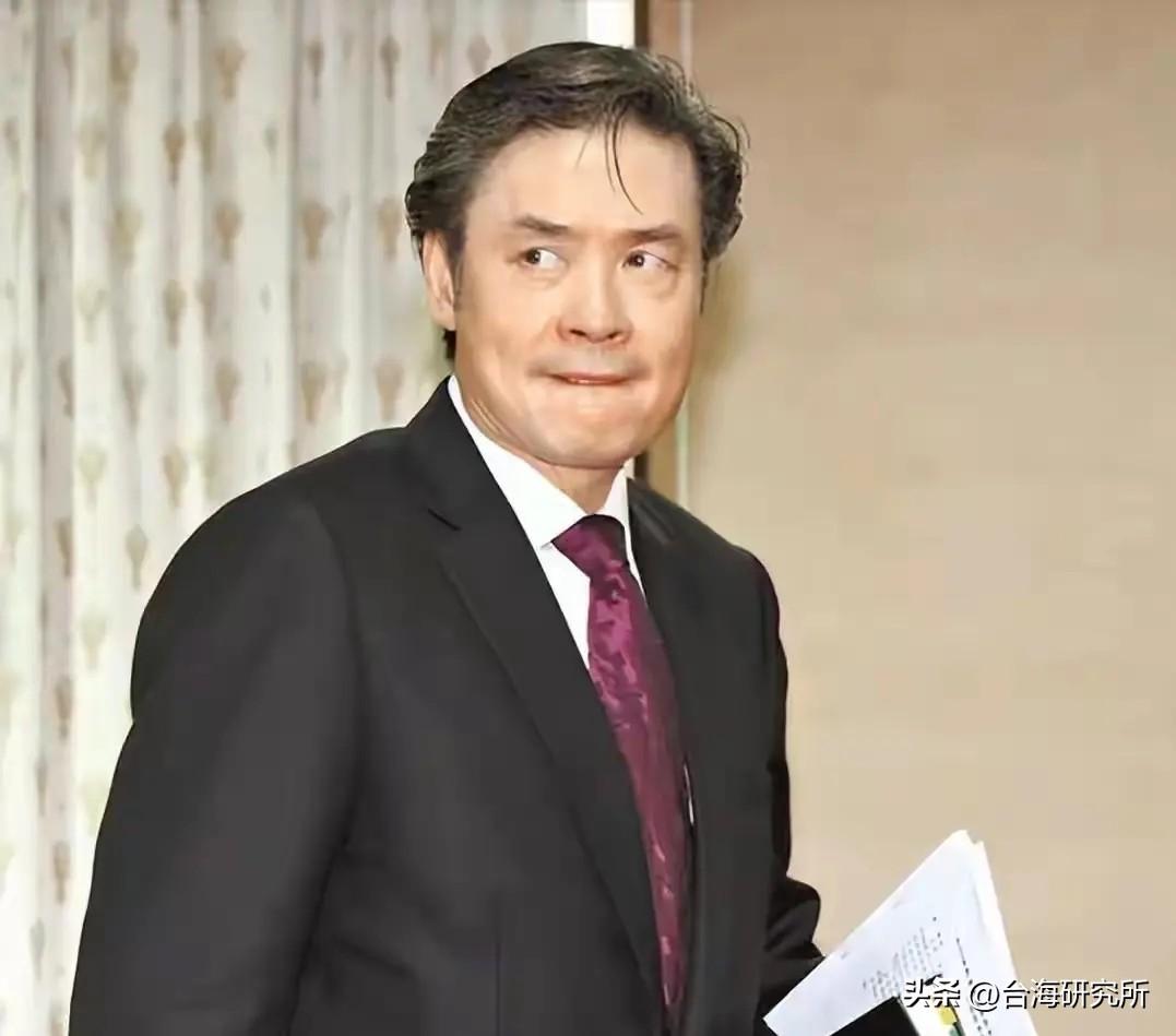 金溥聪认了！就是他办的
昨天，被称为金小刀的马英九亲信金溥聪
发了一个文
详细解