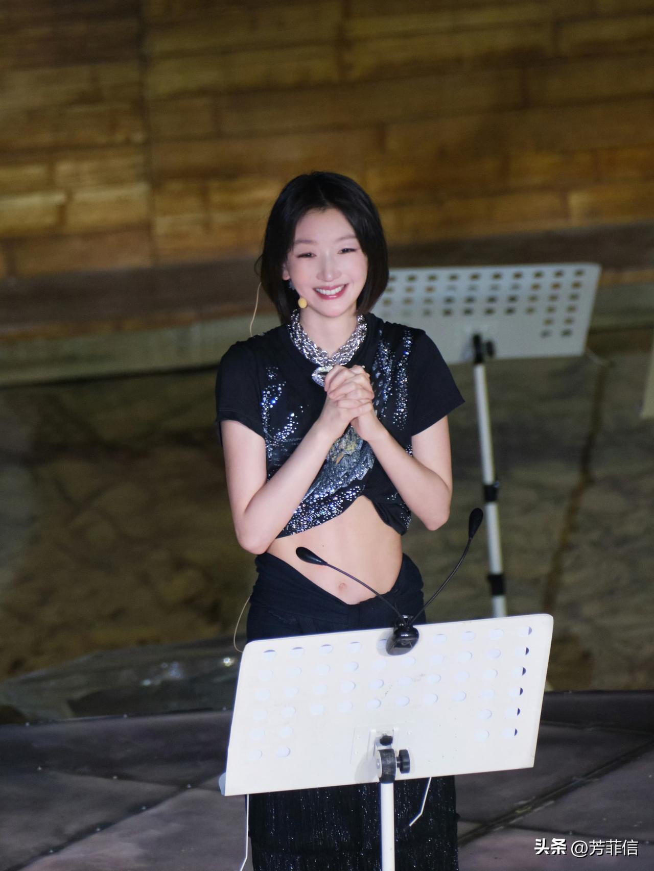 仗着“三金影后”的头衔公然挑衅观众？演员失去对角色的敬畏心是很可怕的事，周冬雨这