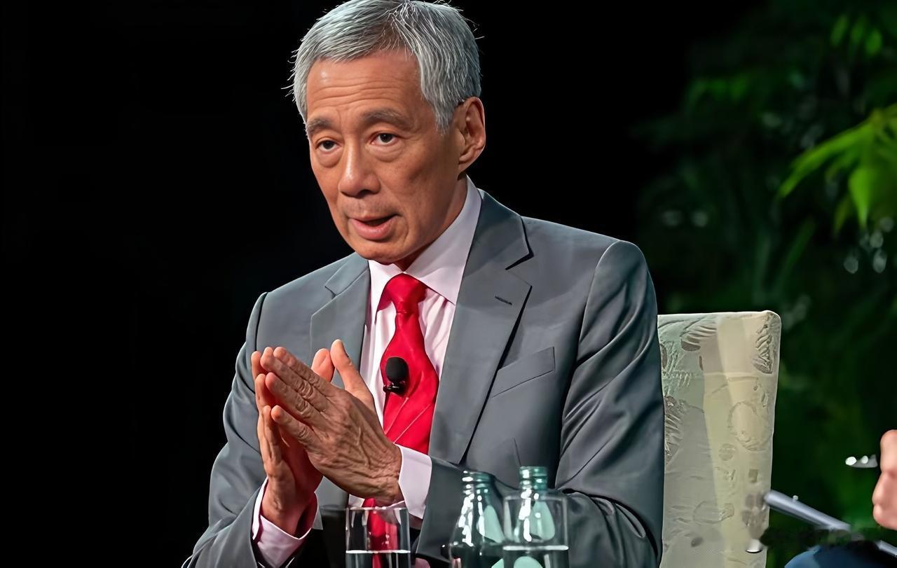 李显龙点破美国军事行动真相：小国担忧，世界将有麻烦！
 
1月8日，新加坡国务资