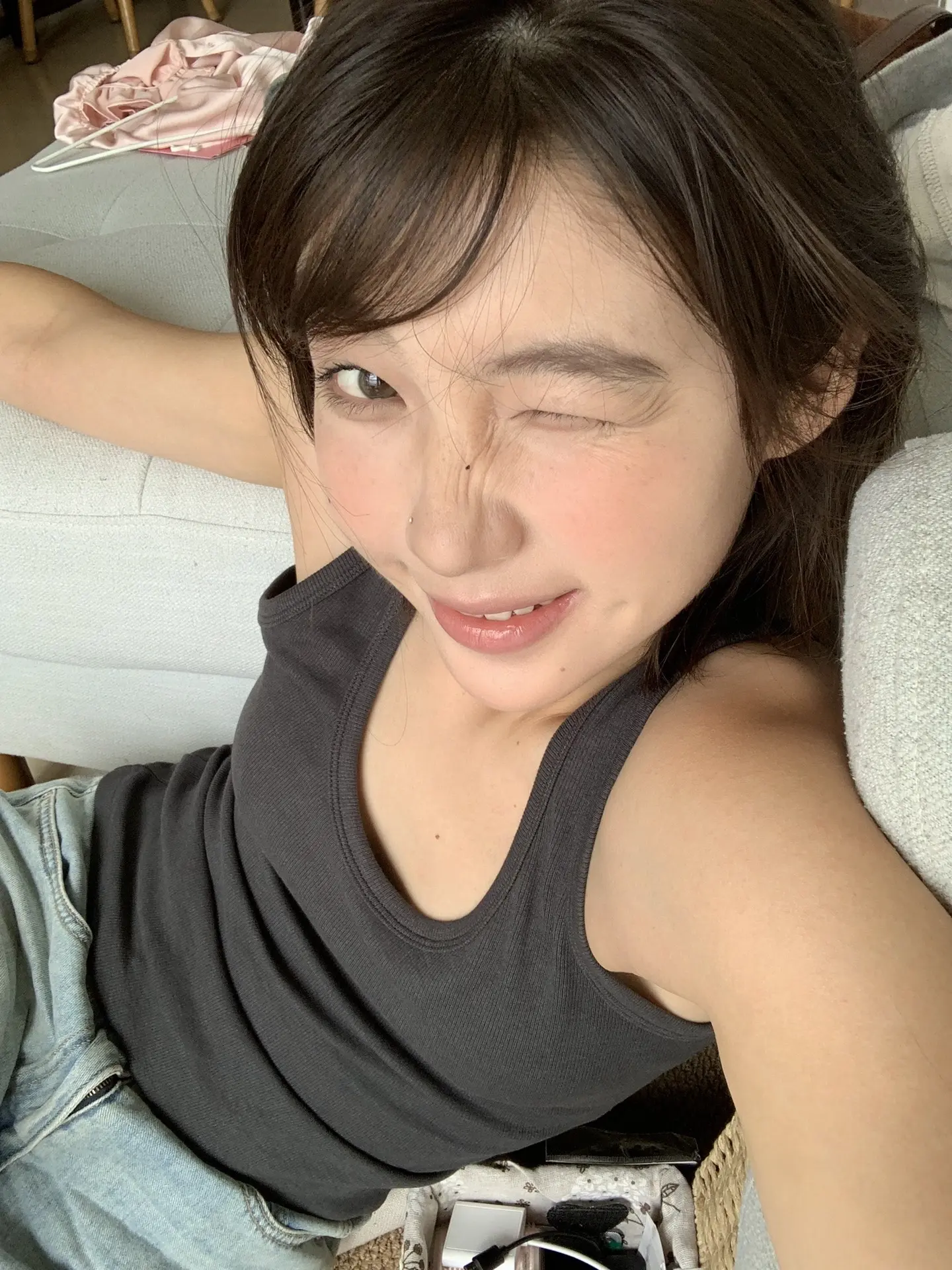 好生硬的一颗痣
