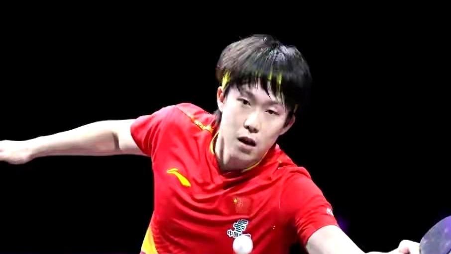 签一摊开，火药味就上来了。
9月18日，名古屋亚运会乒乓球签表出炉，男单上半区把