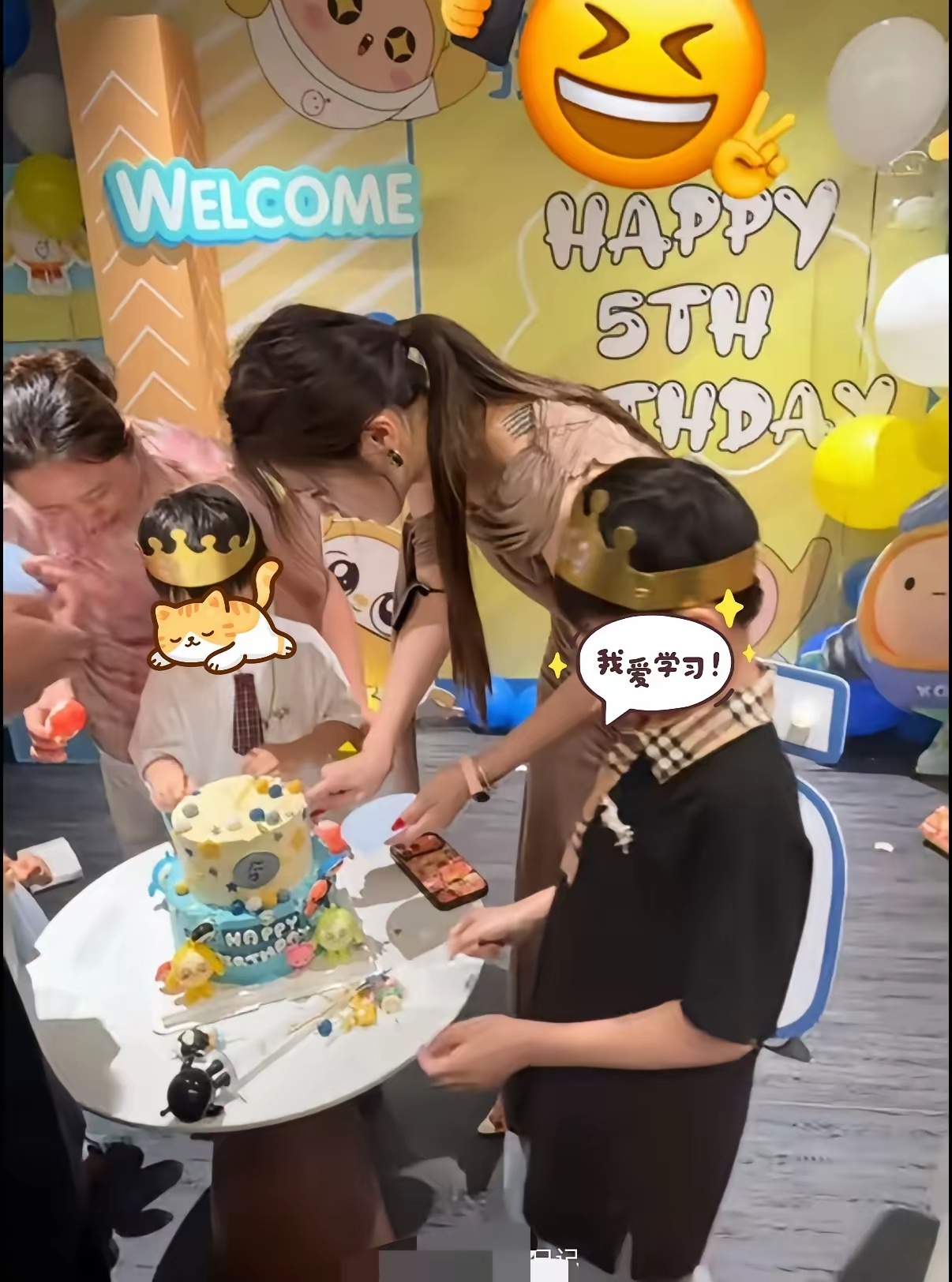 小杨嫂晒出给儿子过生日的幸福瞬间，母子三人甜蜜合照唯独没有小杨哥身影……当初看到
