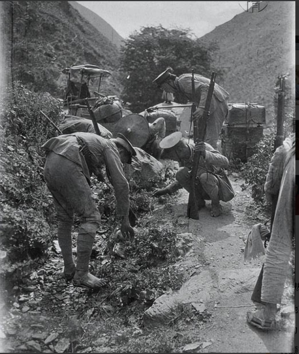 1934年，川军军长郭汝栋追击红军，眼看快追上时，却突然停下埋锅造饭，老部下事后