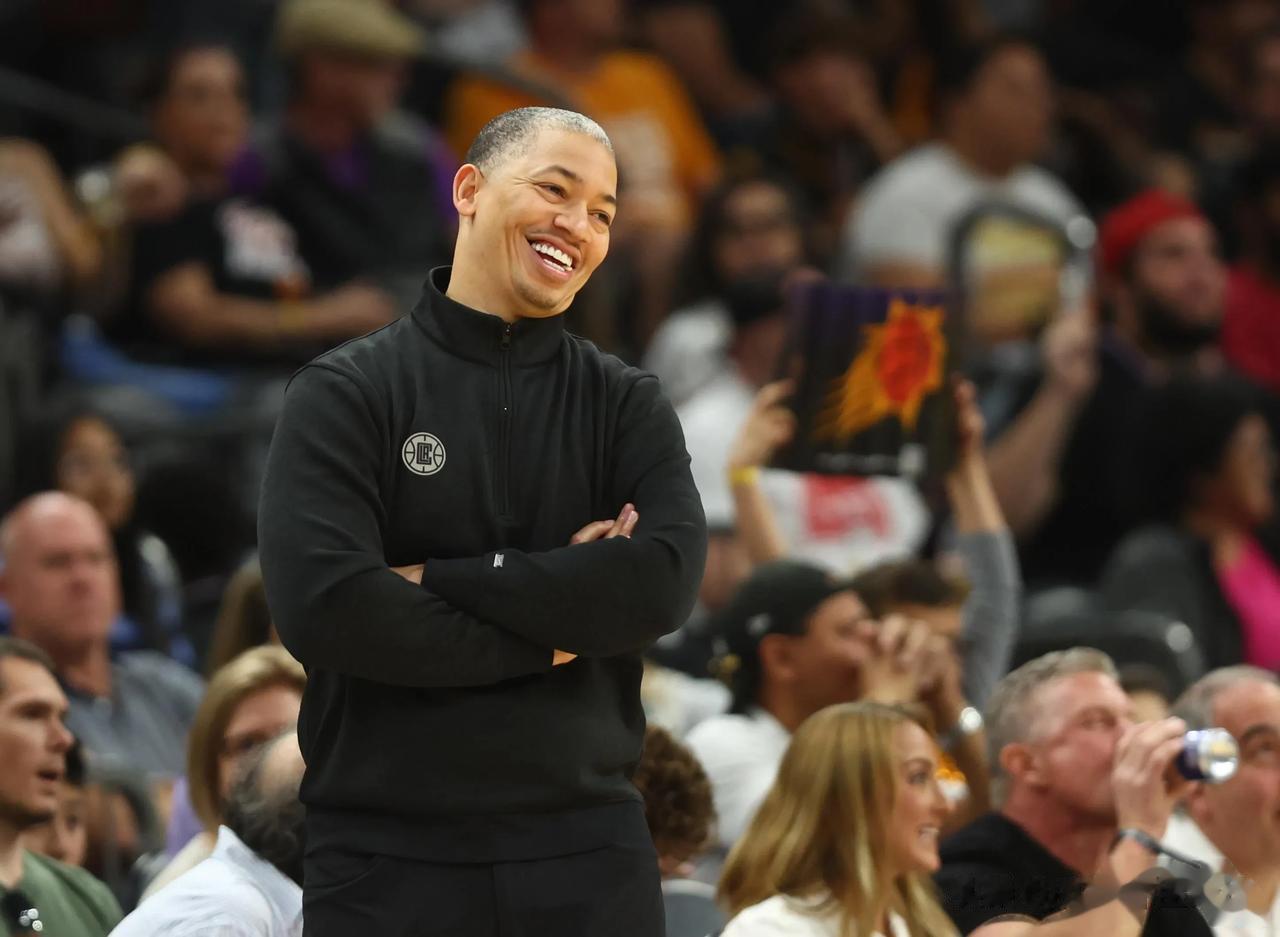 NBA常规赛，马刺83-123快船，不得不说的2个可笑事实

1.马刺的重建之路