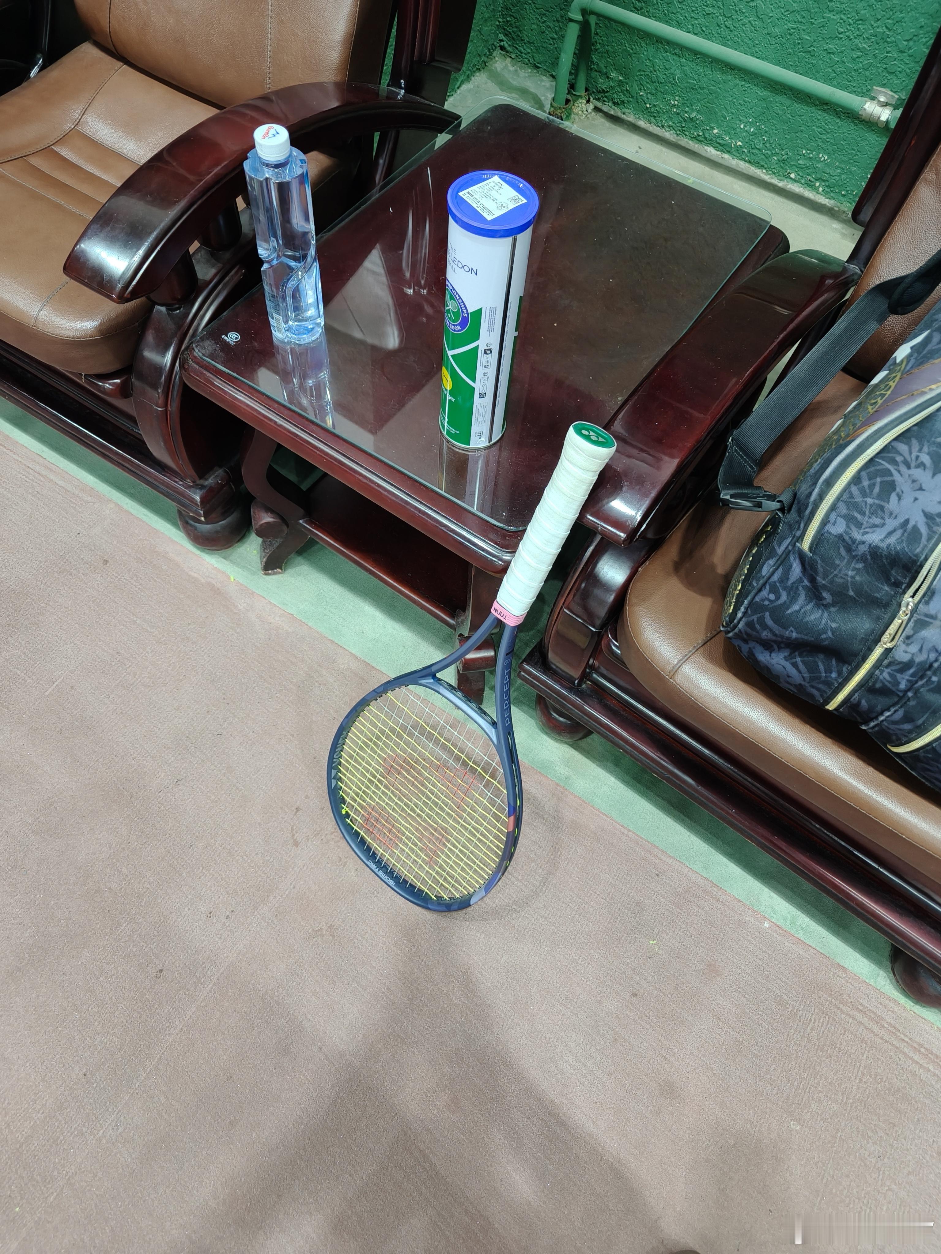 某种意义上我得感谢大坂直美澳网因伤退赛，所以我跟“北航弗里茨” 张总才能抽凑时间