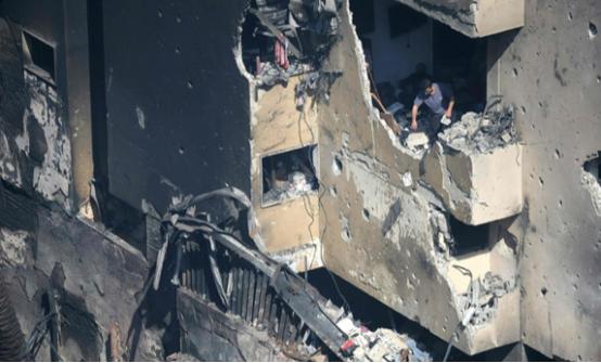 以色列不硬刚了，4月29号表态愿意跟黎巴嫩签一份“有限协议”，不再死缠烂打要什么