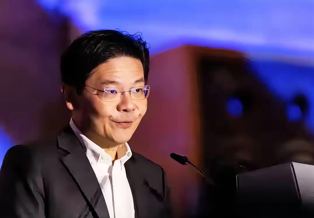 黄循财这番“劝和中国大度”的操作，可真是把新加坡的“平衡术”演砸了！不仅舆论不买