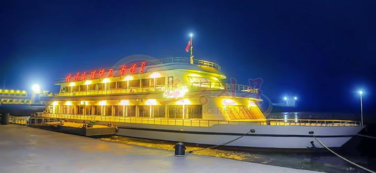 建造现代式服务船


南浦市建造现代式服务船“卧牛峰”号。
服务船有具备一百数十