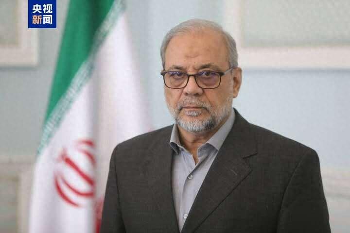 德黑兰的夜空还残留着导弹的硝烟，美伊以为自己赢定了。谁料想，拉里贾尼尸骨未寒，伊