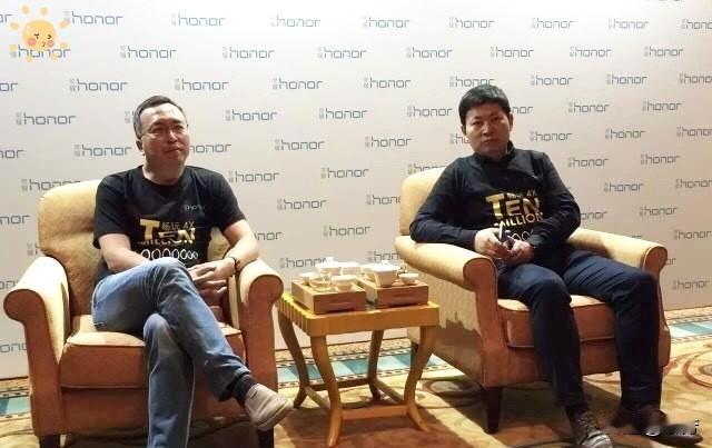 有华为离职员工家属发声表示
他的妻子2005年研究生毕业入职华为
2019年从华