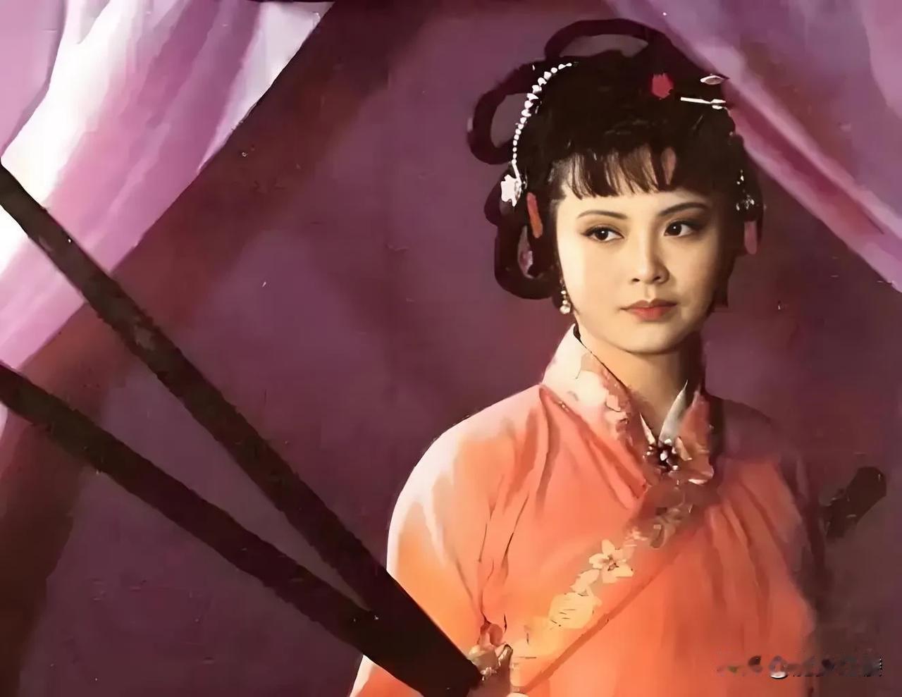 一心欲求长生成仙的贾敬，修道的观名为“玄真”，以及远离宁国府和在都外，这三个条件