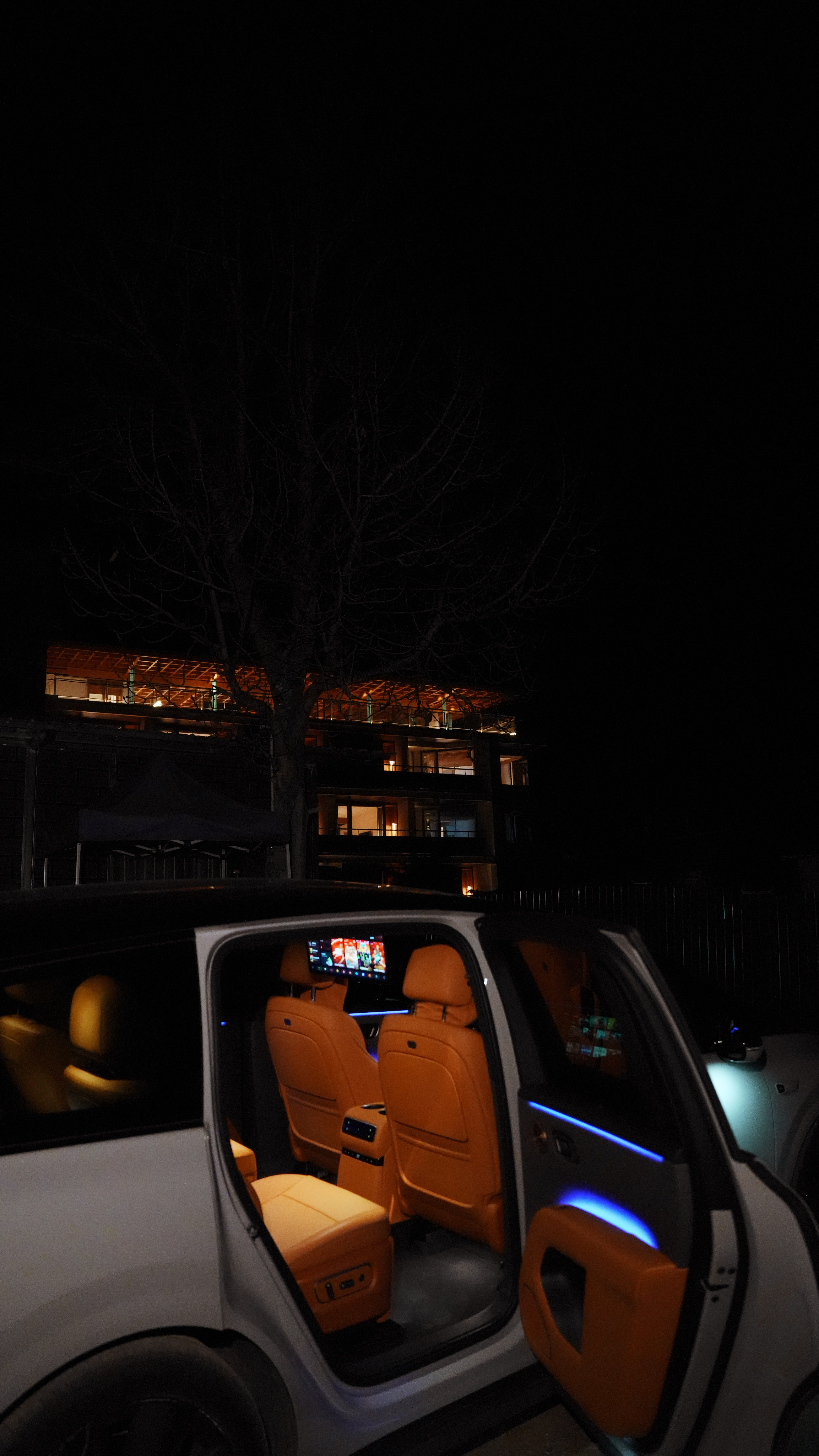 过年好啊，零下5度，我在德钦·梅里雪山下，祝圈里朋友们，新年快乐，心想事成吧 迪