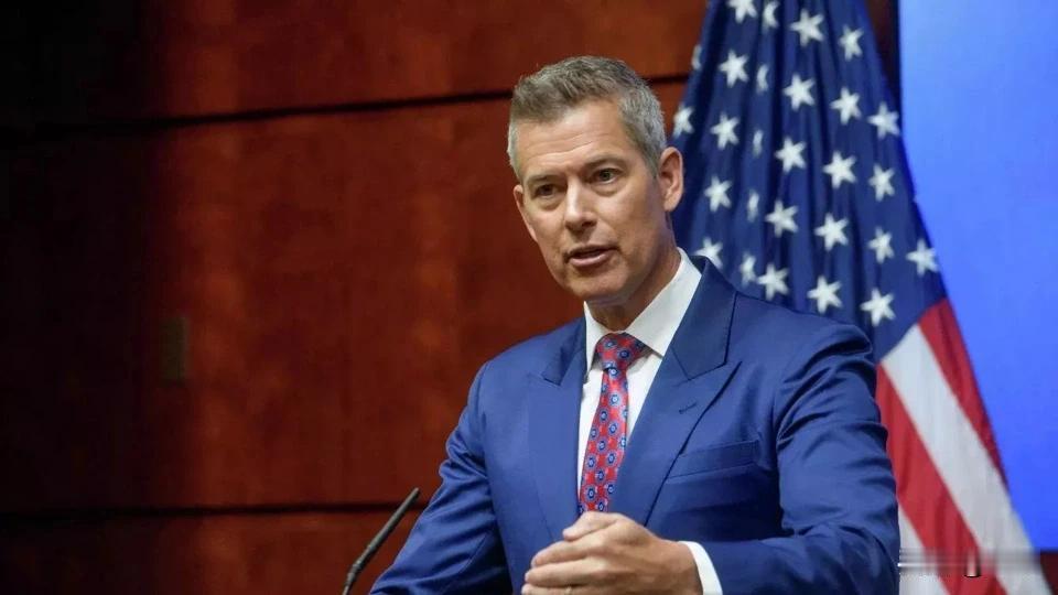 美国交通部长一句话把话说死了：中国汽车，在任何情况下，都不许进美国。
 
有意思