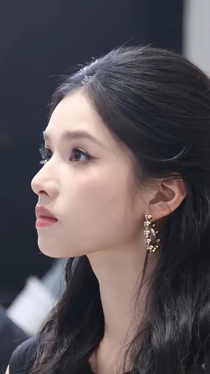 张婧仪太美了吧！