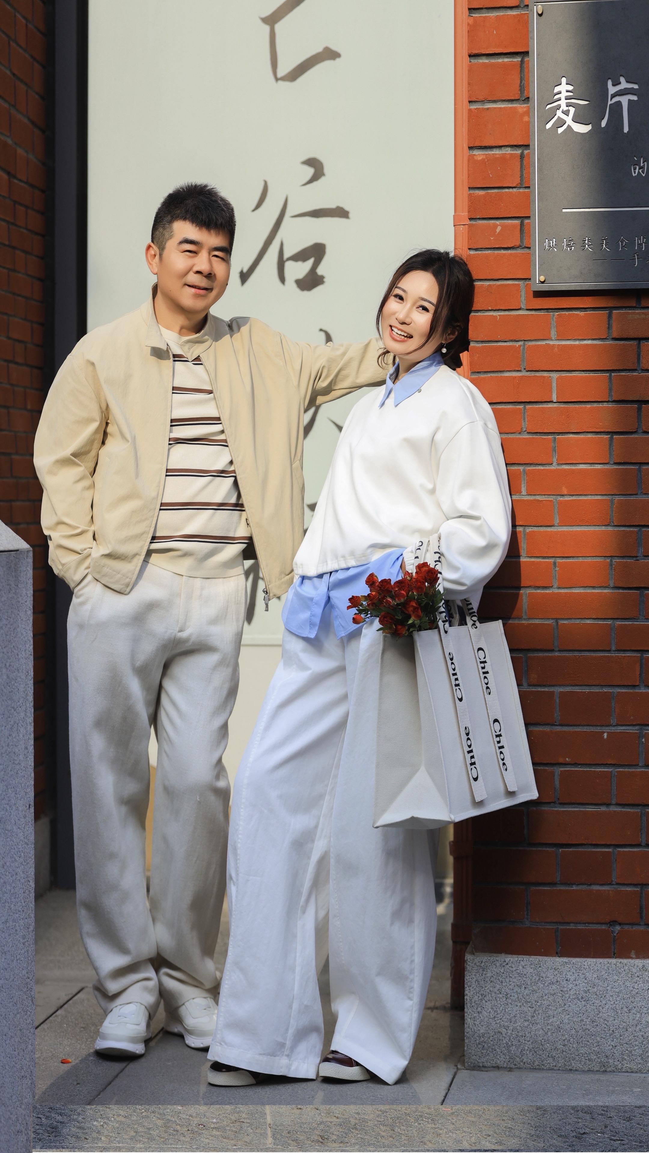 眼中有景，心中有爱，身边有你，岁月静好