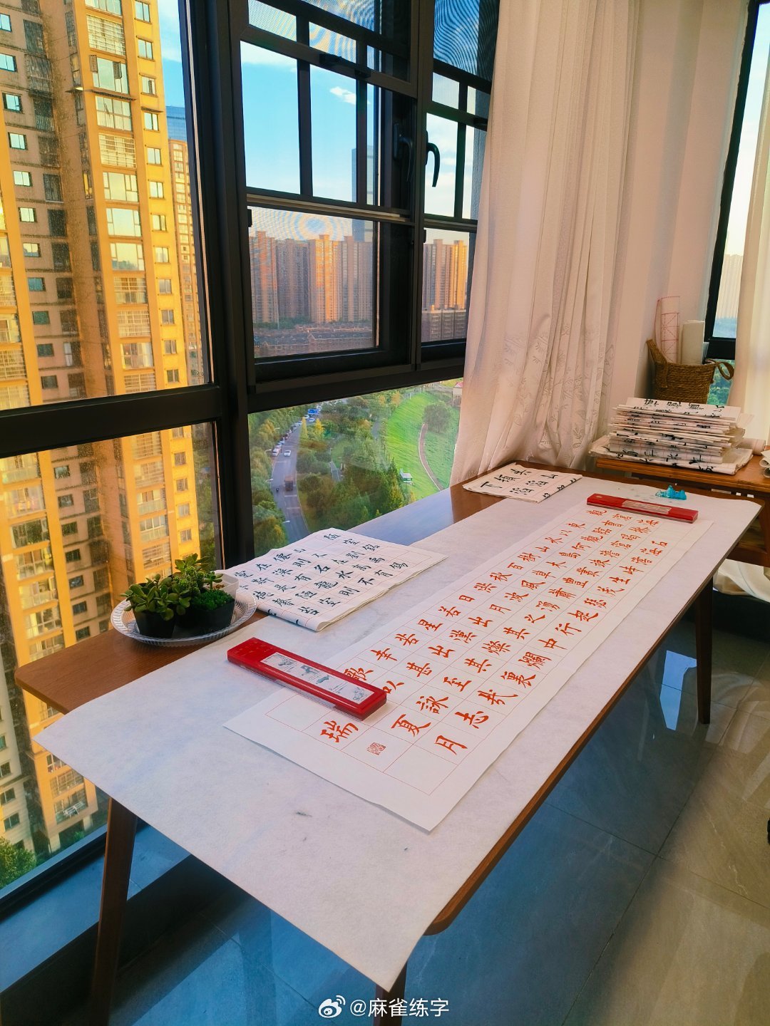 保护自己最好的方式，就是装聋作哑，不要回应那些恶意能量，让他随时间流逝，回应就是