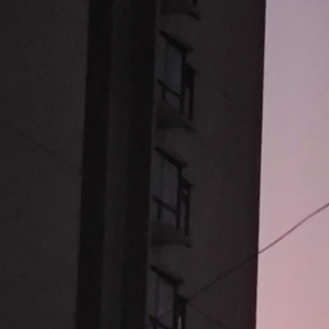 晚安啦，把今日的小失落全都打包，系上月光丝带，让它随风飘远。再枕着星星的呢喃，裹