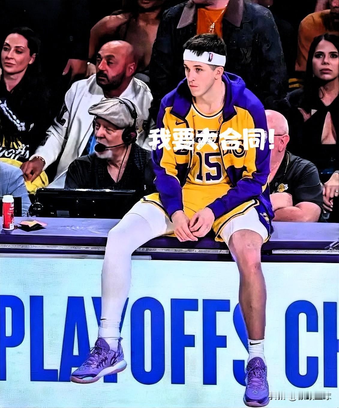 湖人里夫斯狮子大开口啊！

根据记者Kurt Helin报道，里夫斯团队希望获得