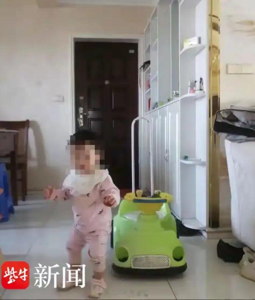 父母应该负最大的责任 孩子坠楼是个意外事件 意外事件发生的情况千差万别 不可能预