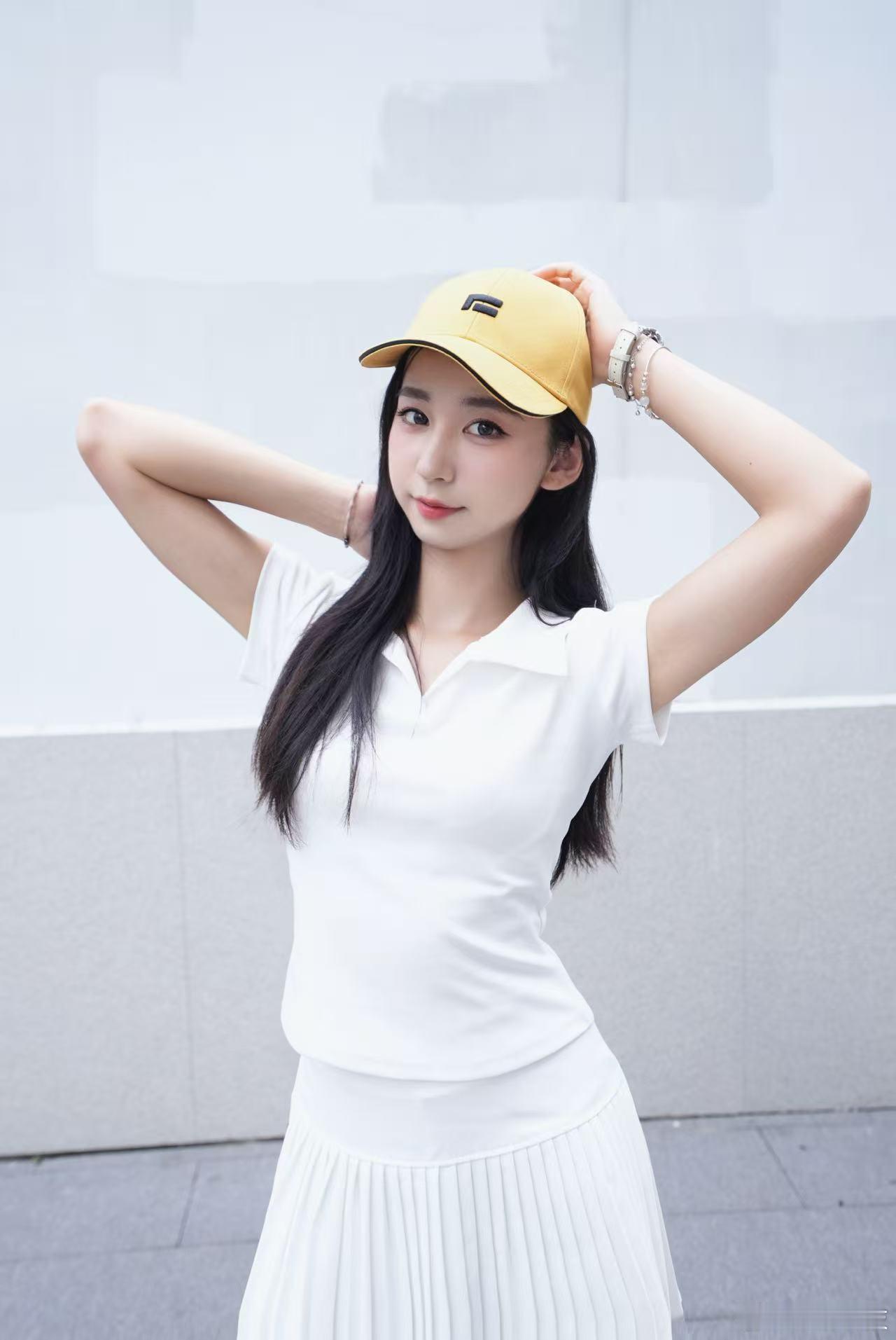 运动少女葵来了！聊姐美图新星闪光计划 ​​​
