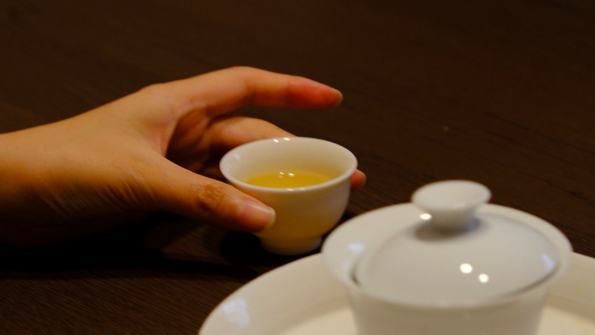 高效率工作的秘诀并不是强迫自己，而是停顿、休息和自我恢复。 ​​​